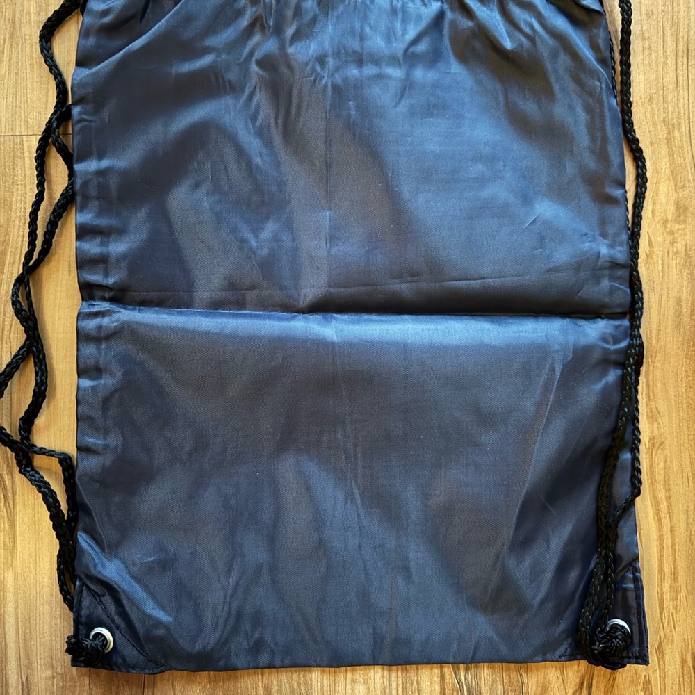 Vineyard Vines Drawstring Backpack - image 3